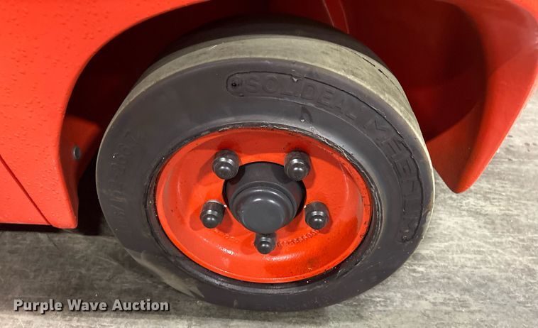 image for item DY0544 2023 Linde HT27CT forklift