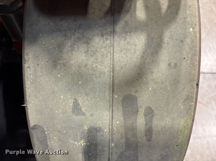 image for item DY0544 2023 Linde HT27CT forklift