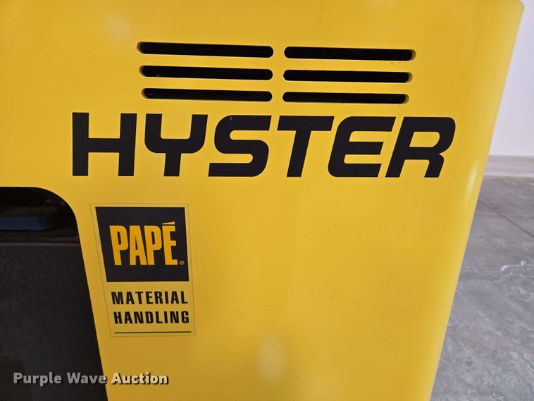 image for item EC1021 2023 Hyster E35HSD3-18 forklift