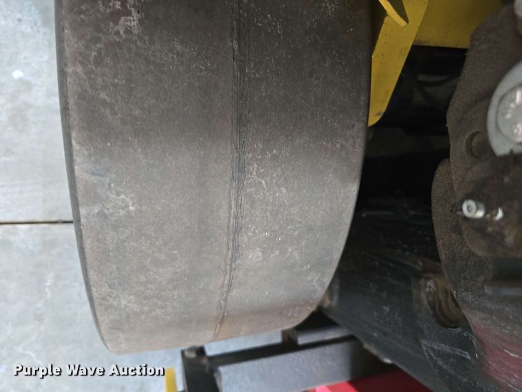 image for item EC1021 2023 Hyster E35HSD3-18 forklift