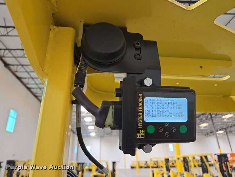 image for item EC1022 2023 Hyster E35HSD3-18 forklift