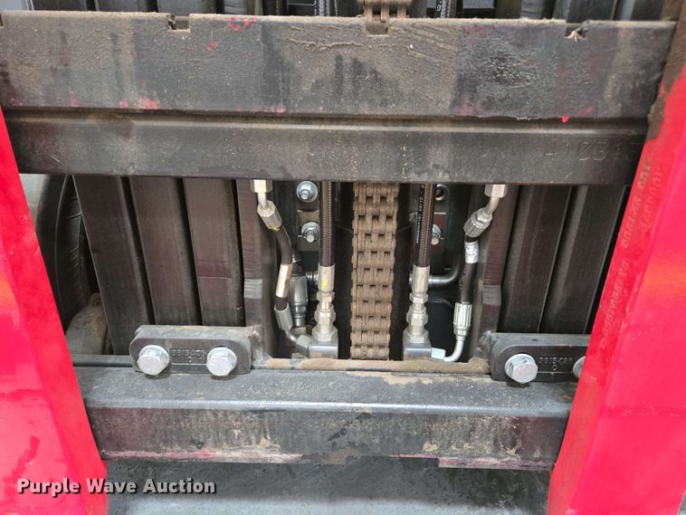 image for item EC1024 2023 Hyster E35HSD3-18 forklift