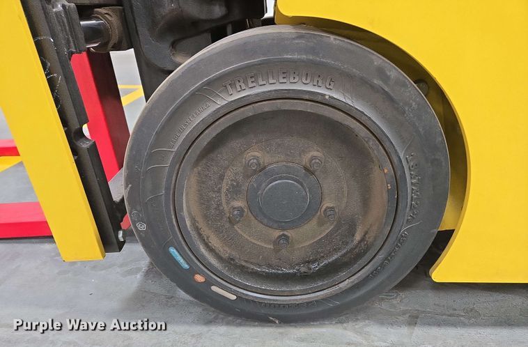 image for item EC1024 2023 Hyster E35HSD3-18 forklift