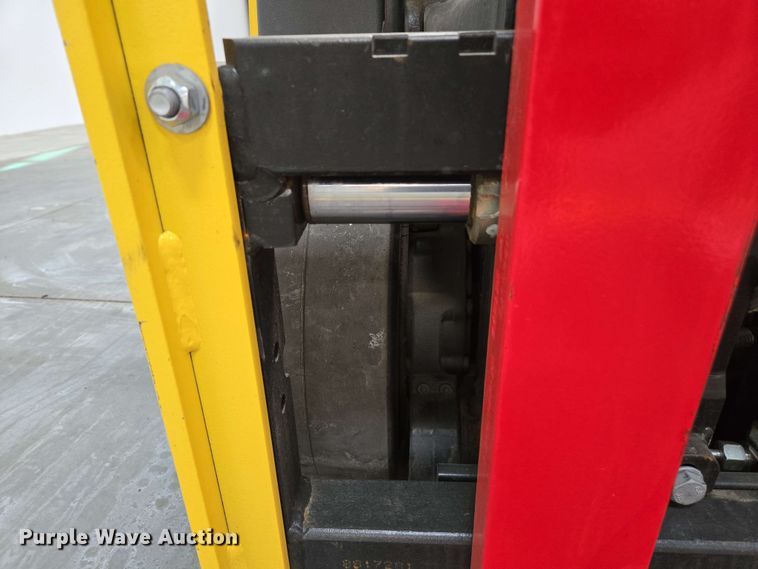 image for item EC1025 2023 Hyster E35HSD3-18 forklift