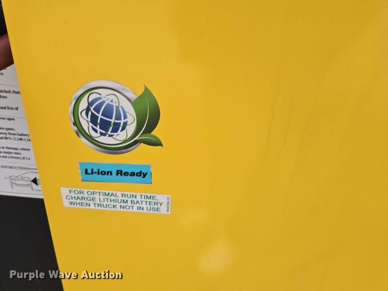 image for item EC1025 2023 Hyster E35HSD3-18 forklift