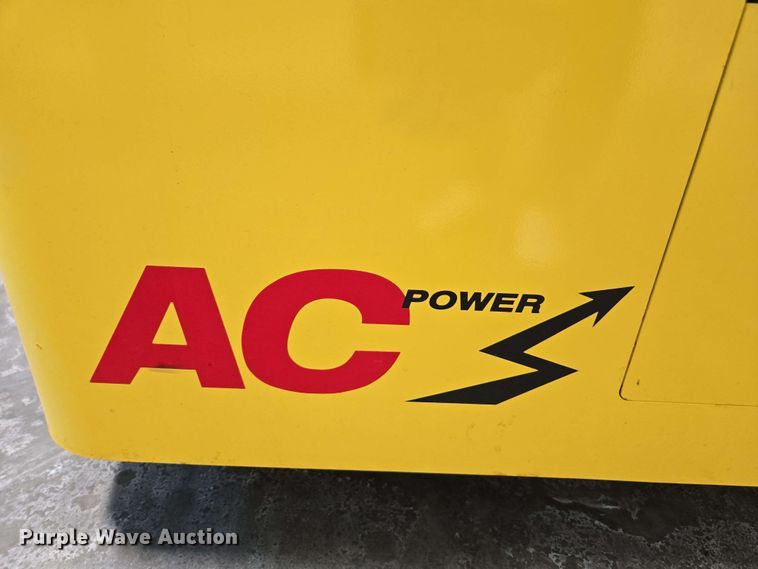 image for item EC1025 2023 Hyster E35HSD3-18 forklift