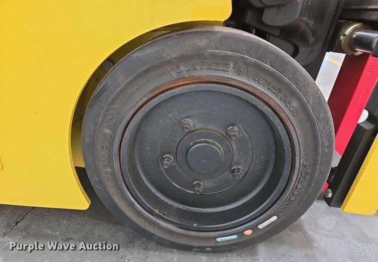 image for item EC1025 2023 Hyster E35HSD3-18 forklift