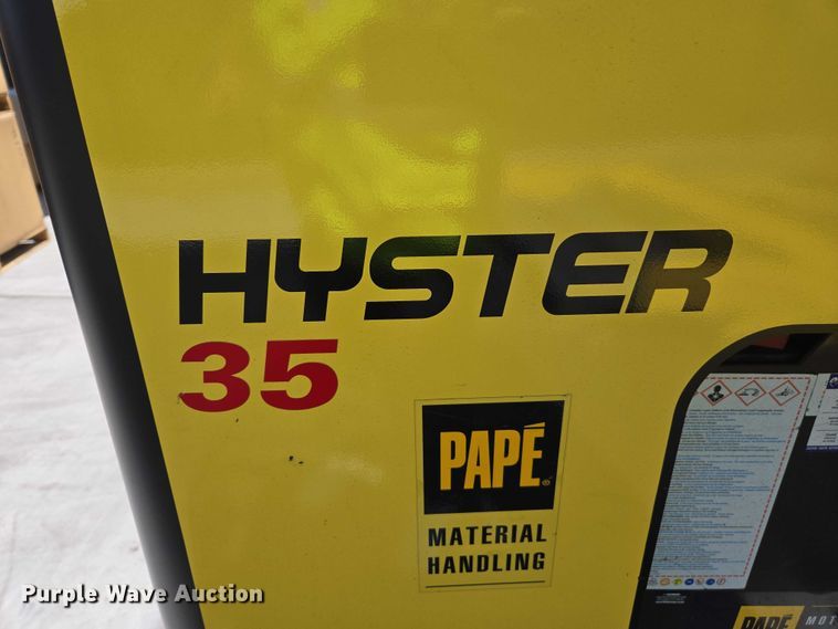 image for item EC1052 2023 Hyster N35ZR3-16.25 reach truck