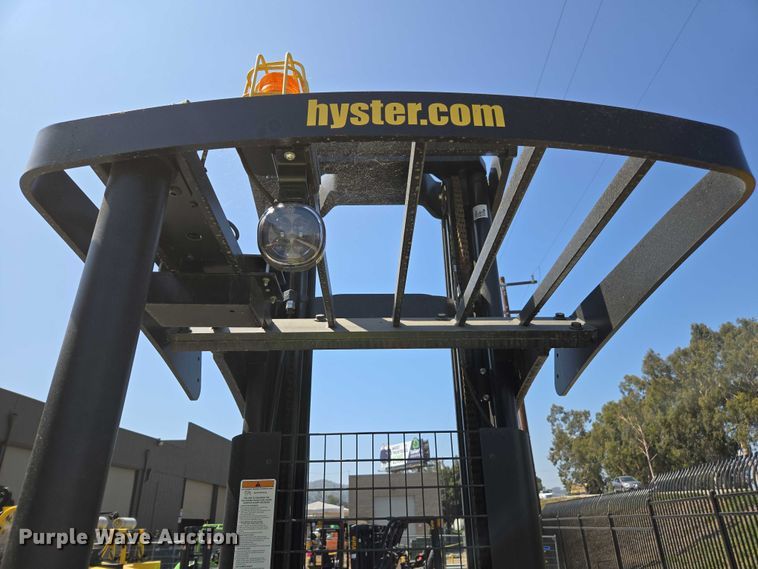 image for item EC1052 2023 Hyster N35ZR3-16.25 reach truck