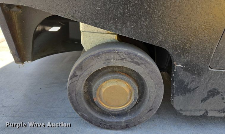 image for item EC1052 2023 Hyster N35ZR3-16.25 reach truck