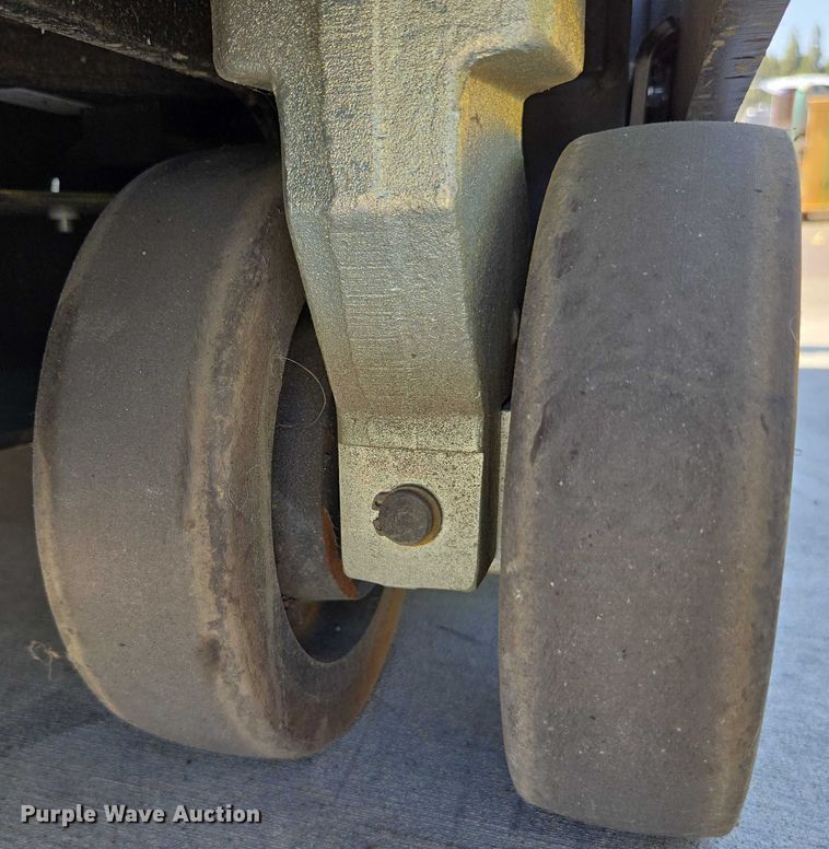 image for item EC1052 2023 Hyster N35ZR3-16.25 reach truck