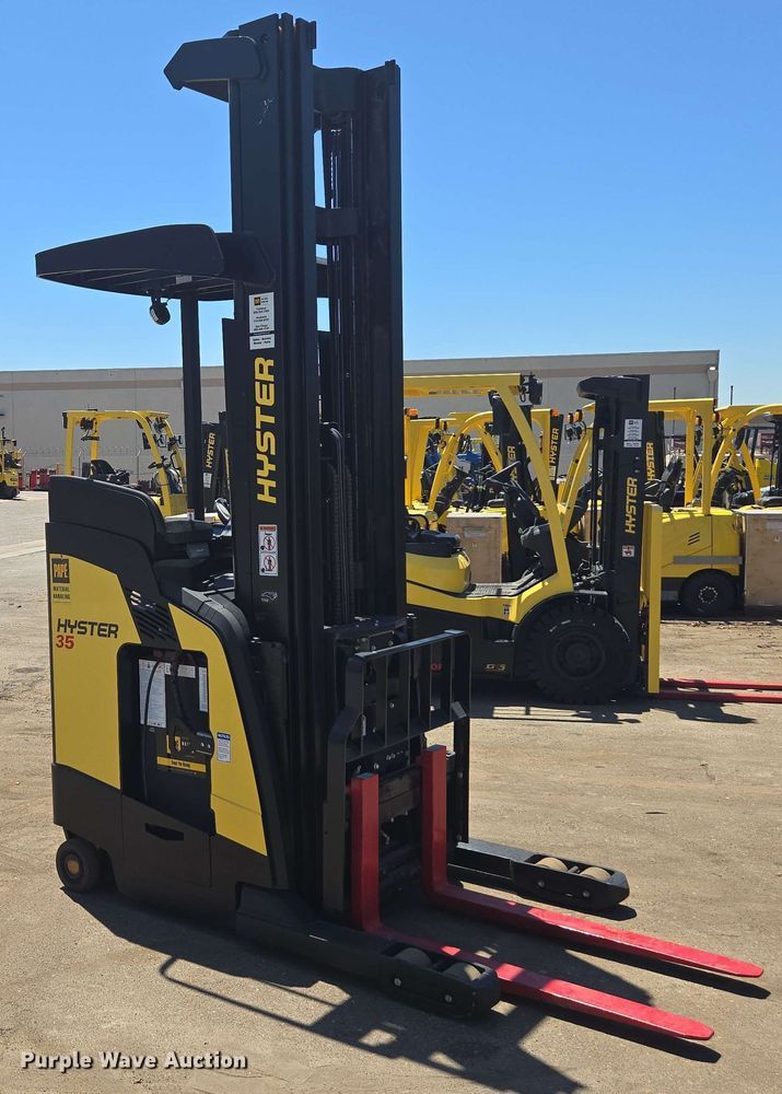 image for item EL6030 2023 Hyster N35ZR3-16.25 reach truck