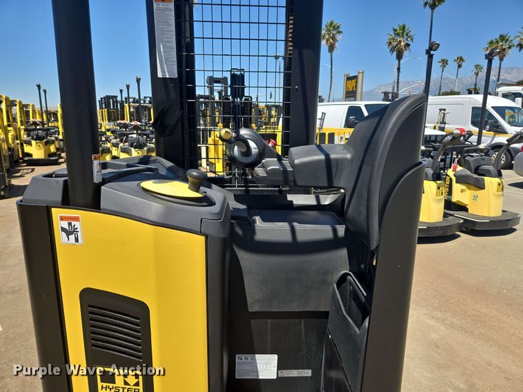 image for item EL6030 2023 Hyster N35ZR3-16.25 reach truck