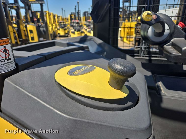 image for item EL6030 2023 Hyster N35ZR3-16.25 reach truck