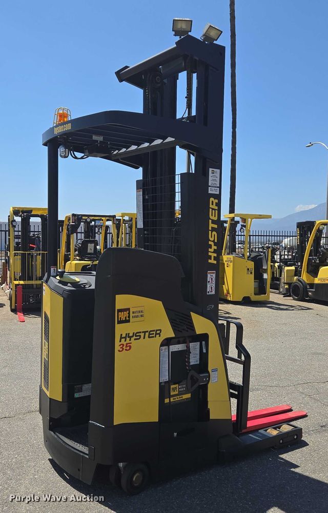 image for item EL6031 2023 Hyster N35ZR3-16.25 reach truck