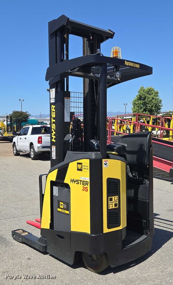 image for item EL6031 2023 Hyster N35ZR3-16.25 reach truck