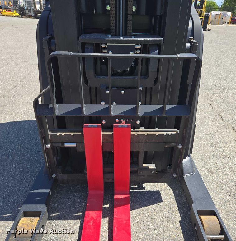 image for item EL6031 2023 Hyster N35ZR3-16.25 reach truck