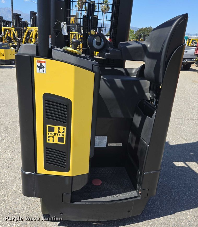 image for item EL6031 2023 Hyster N35ZR3-16.25 reach truck