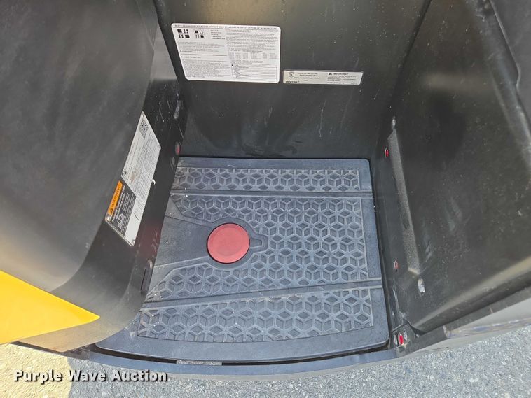 image for item EL6032 2023 Hyster N45ZR3-16.25 reach truck