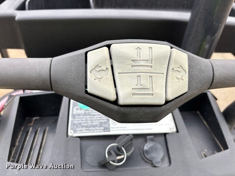 image for item EL6033 2023 Hyster B60ZAC2 pallet jack