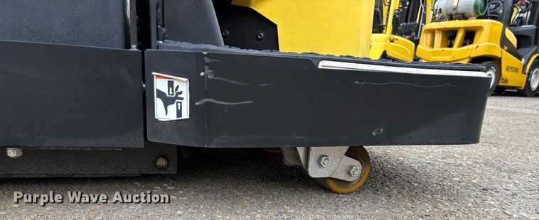 image for item EL6033 2023 Hyster B60ZAC2 pallet jack