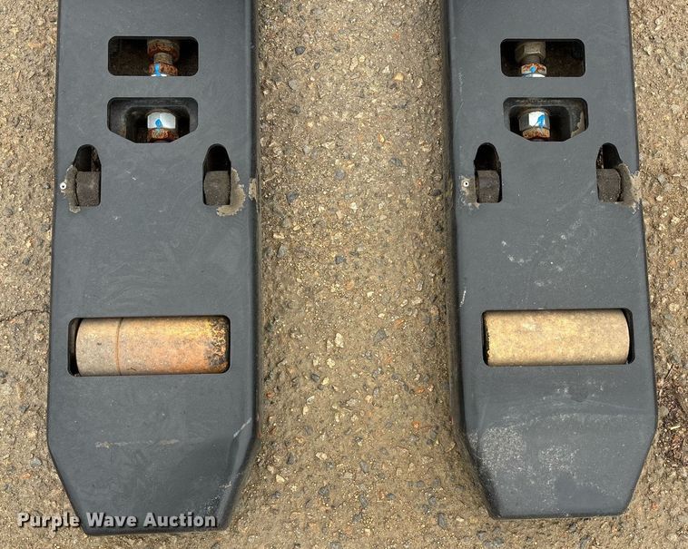 image for item EL6033 2023 Hyster B60ZAC2 pallet jack