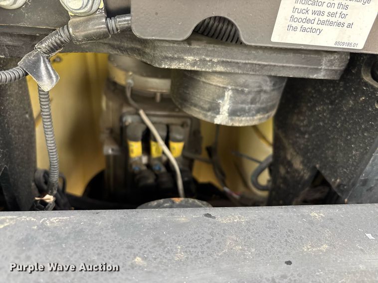 image for item EL6035 2023 Hyster B60ZAC2 pallet jack