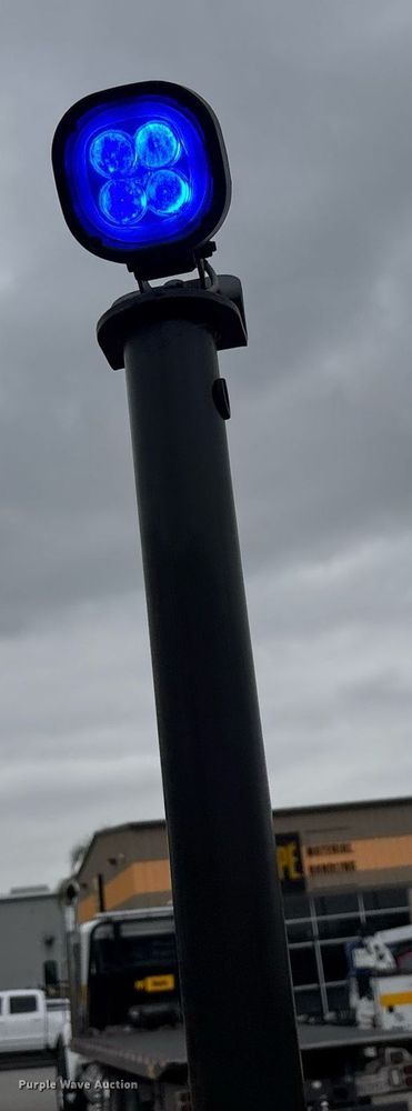 image for item EL6035 2023 Hyster B60ZAC2 pallet jack