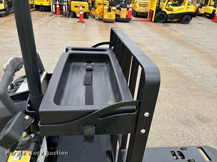 image for item EL6037 2023 Hyster B60ZAC2 pallet jack