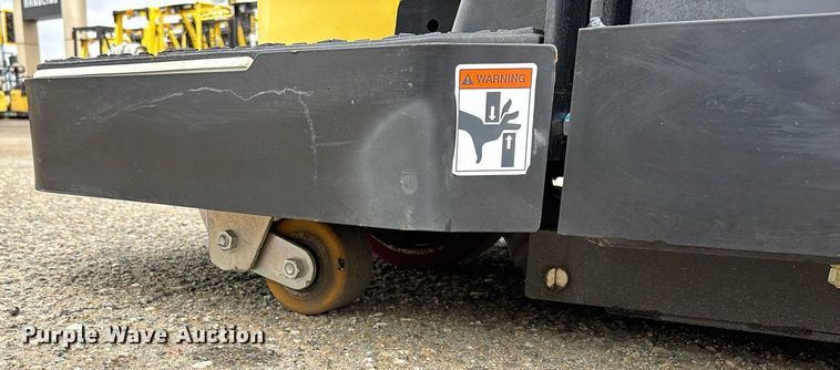 image for item EL6037 2023 Hyster B60ZAC2 pallet jack