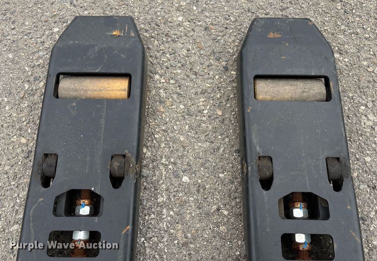 image for item EL6038 2023 Hyster B60ZAC2 pallet jack