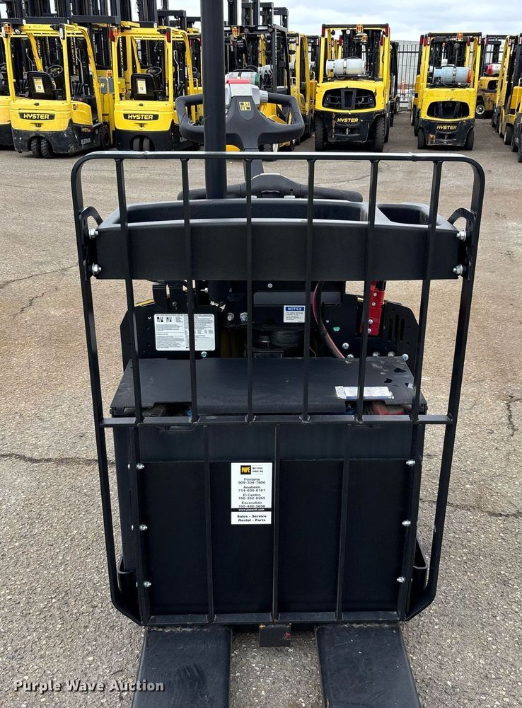 image for item EL6040 2023 Hyster B60ZAC2 pallet jack