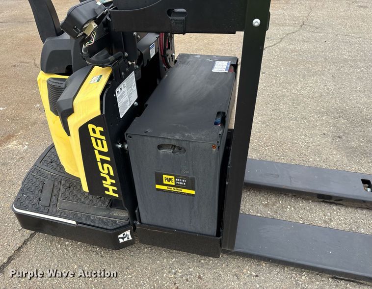 image for item EL6040 2023 Hyster B60ZAC2 pallet jack