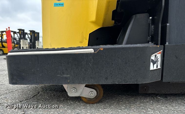 image for item EL6042 2023 Hyster B60ZAC2 pallet jack