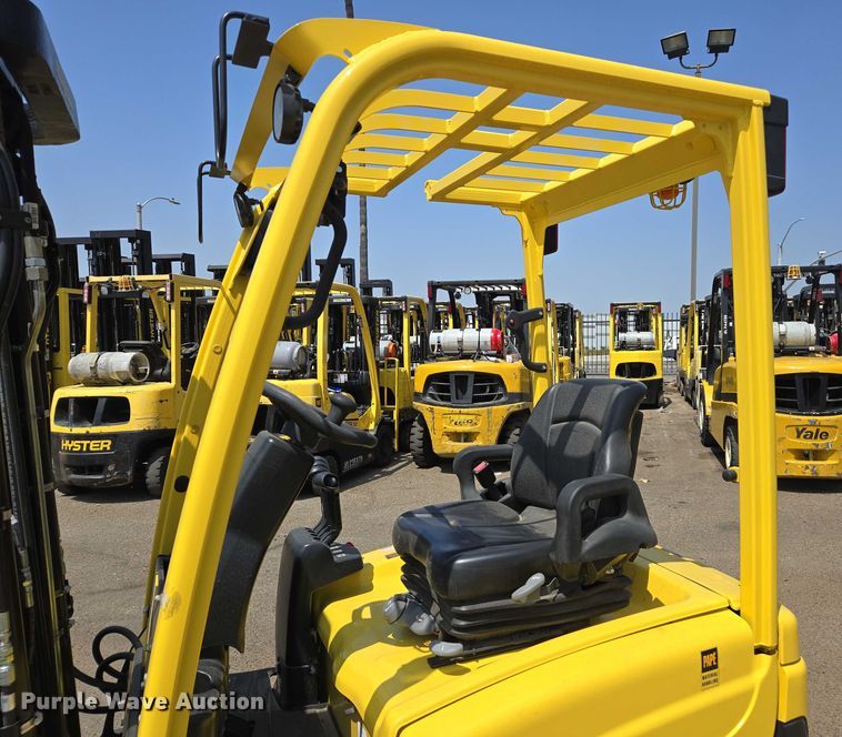 image for item EL6046 2023 Hyster J40XNT forklift