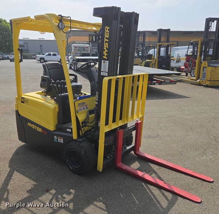 image for item EL6047 2023 Hyster J40XNT forklift