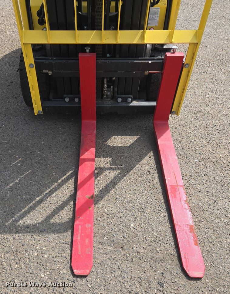 image for item EL6047 2023 Hyster J40XNT forklift