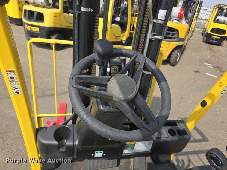 image for item EL6047 2023 Hyster J40XNT forklift