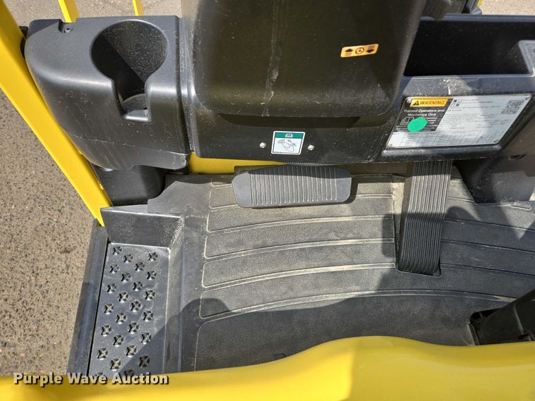 image for item EL6047 2023 Hyster J40XNT forklift