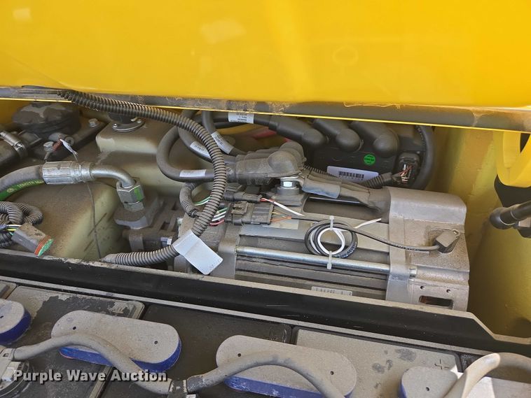 image for item EL6047 2023 Hyster J40XNT forklift