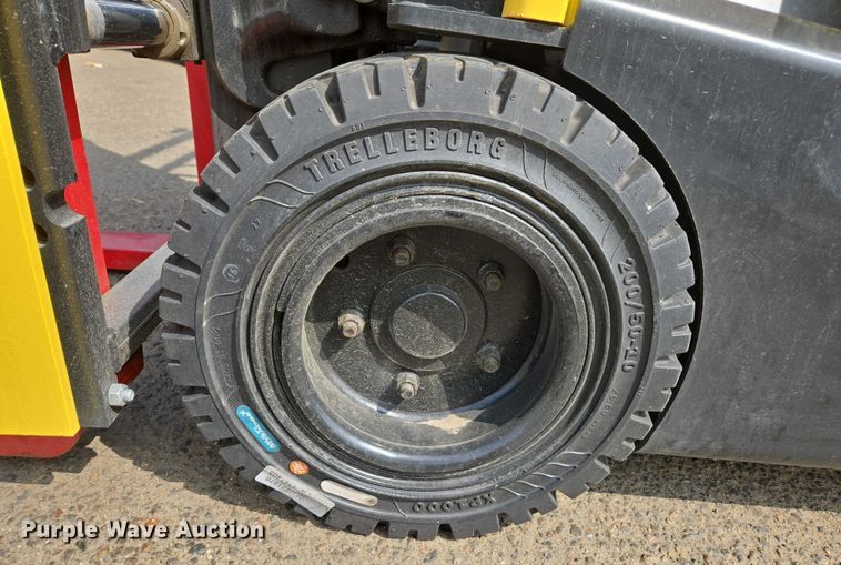 image for item EL6047 2023 Hyster J40XNT forklift