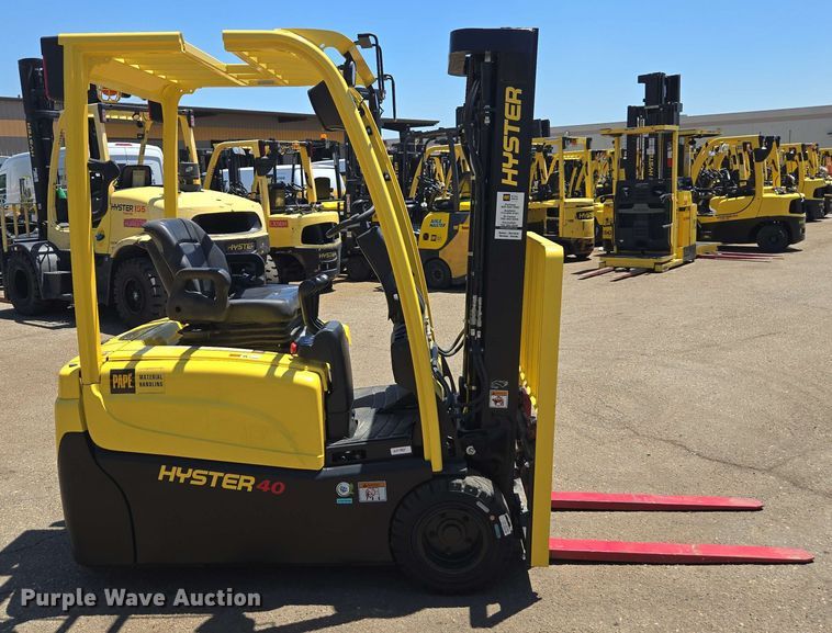 image for item EL6048 2023 Hyster J40XNT forklift