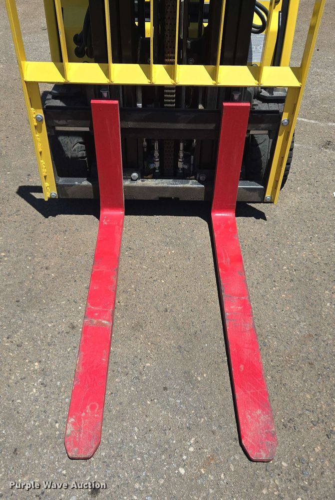 image for item EL6048 2023 Hyster J40XNT forklift
