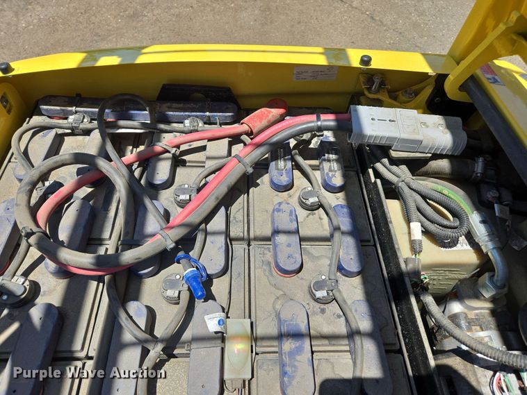 image for item EL6048 2023 Hyster J40XNT forklift