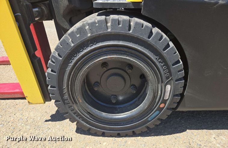 image for item EL6048 2023 Hyster J40XNT forklift