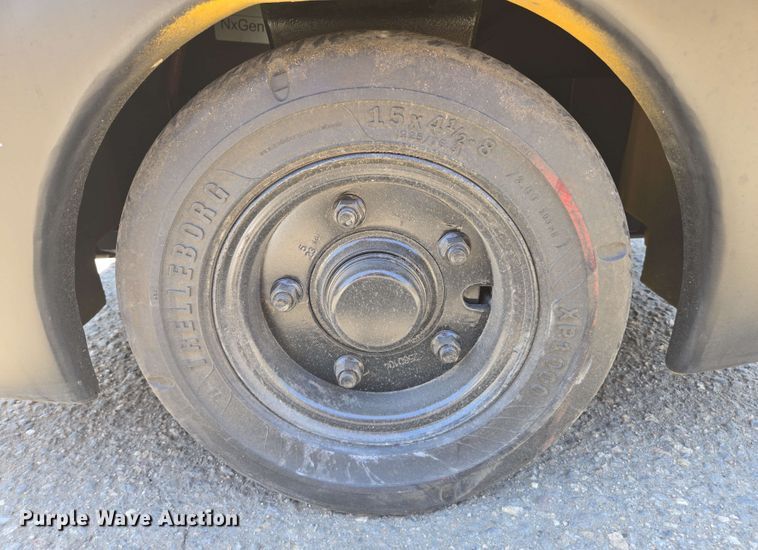 image for item EL6048 2023 Hyster J40XNT forklift