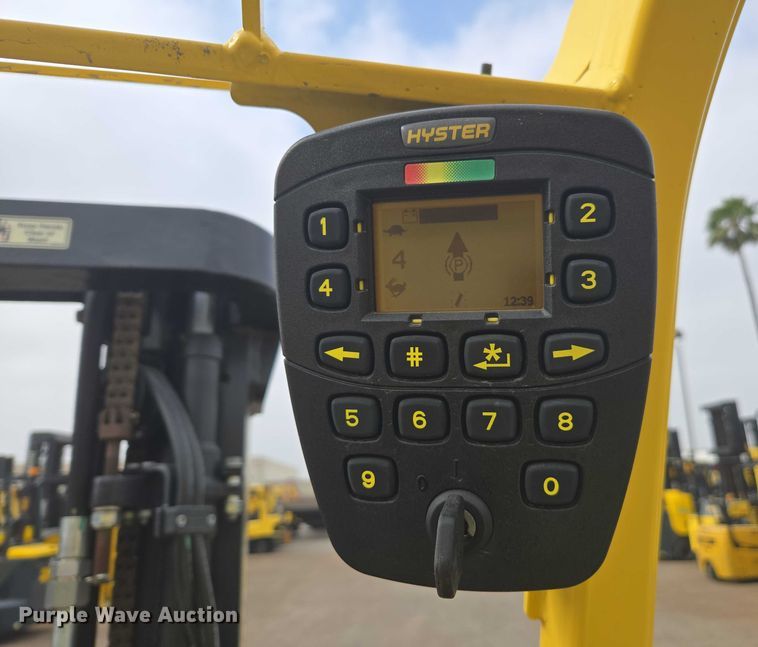 image for item EL6049 2023 Hyster J35XNT forklift