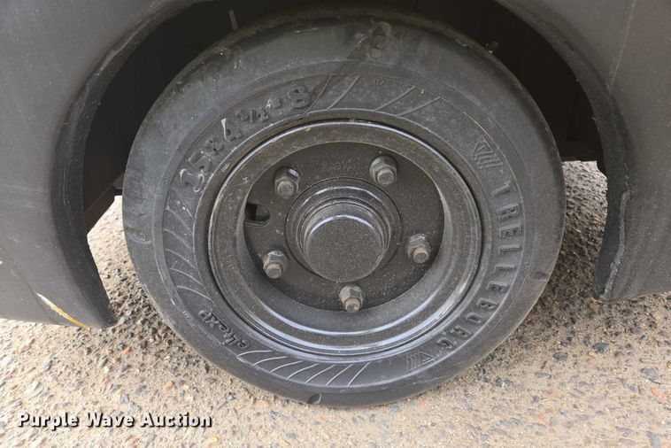 image for item EL6049 2023 Hyster J35XNT forklift