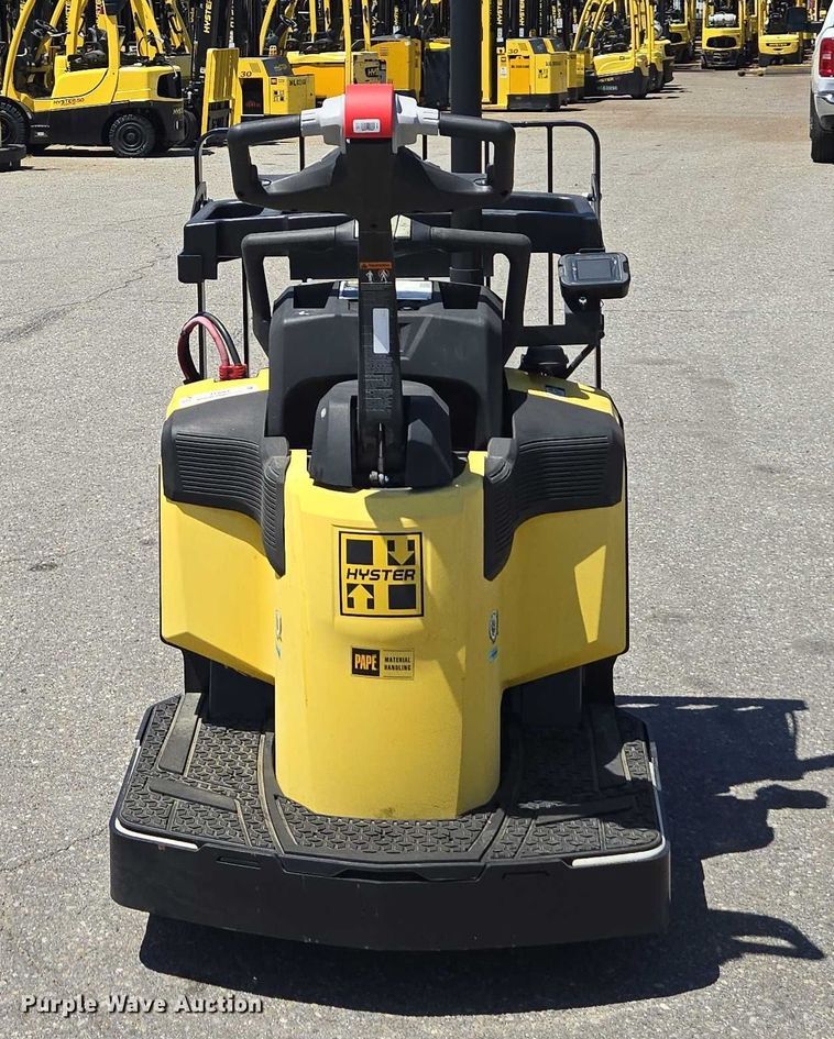 image for item EL6054 2023 Hyster B60ZAC2 pallet jack