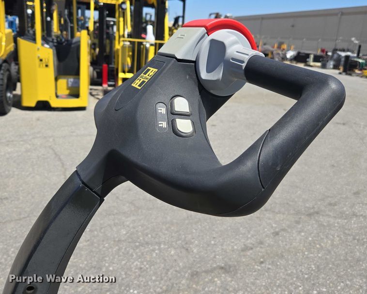 image for item EL6054 2023 Hyster B60ZAC2 pallet jack